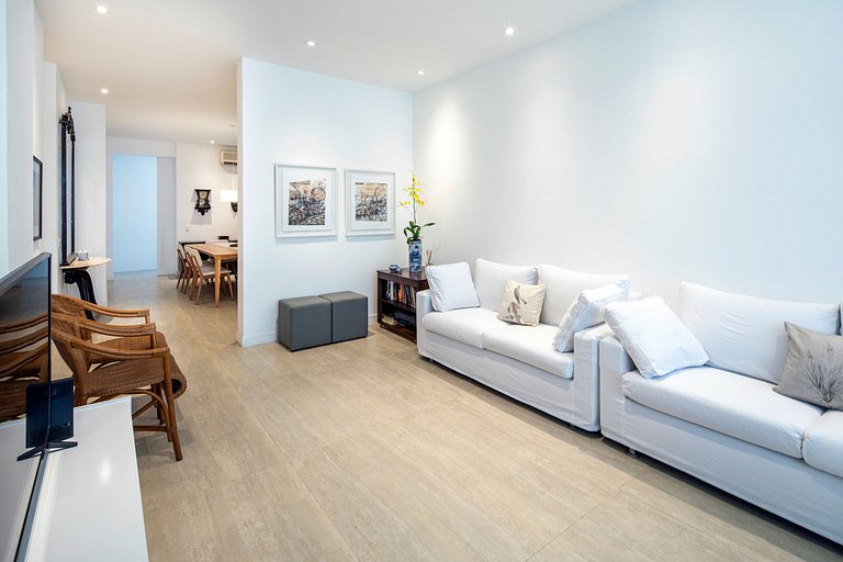 C06 Large family apt Copacabana