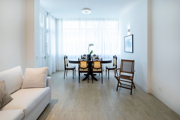 C06 Large family apt Copacabana