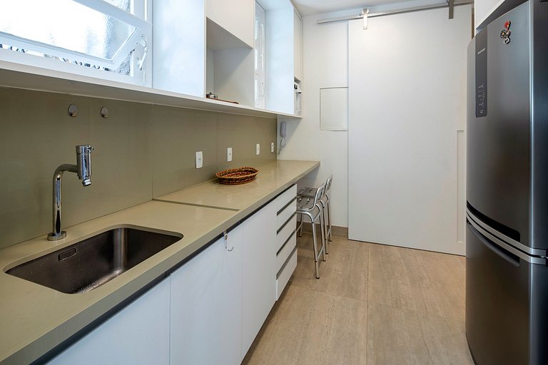 C06 Large family apt Copacabana