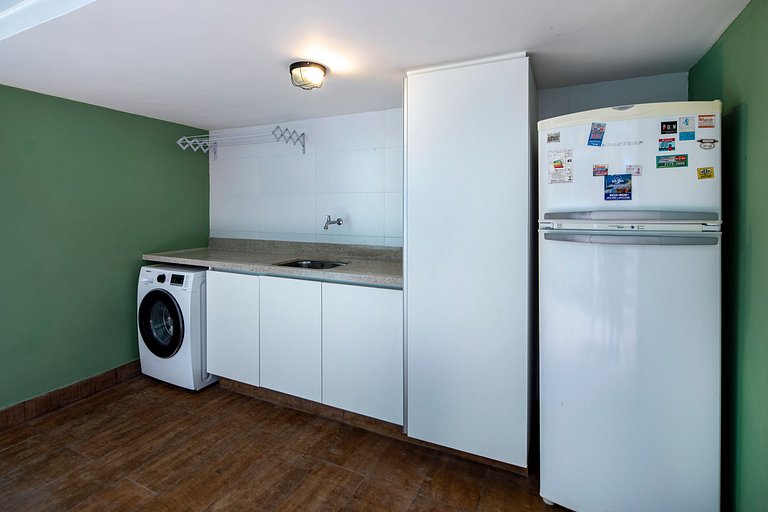 C06 Large family apt Copacabana