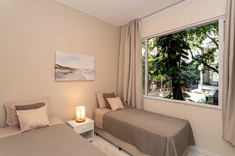 Clean and Modern 2BD apt Ipanema