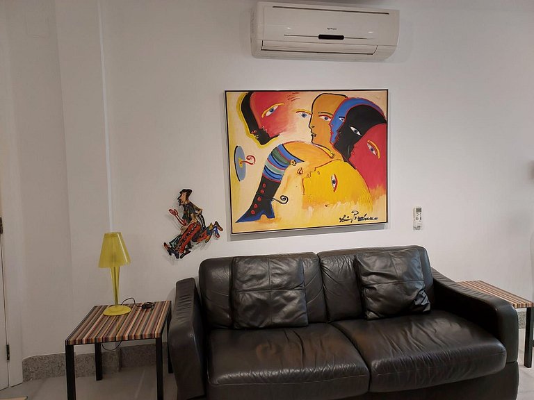 Cozy 2BD Dias Ferreira apt Leblon