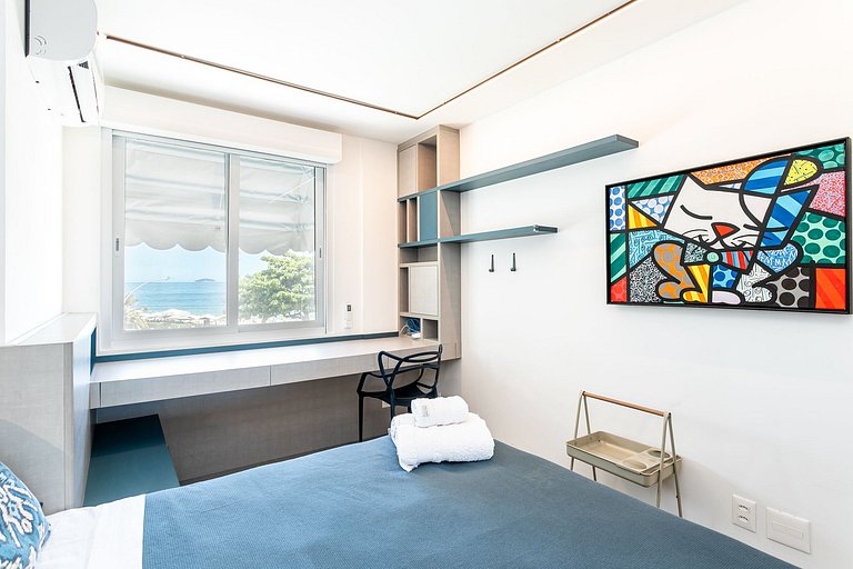 Ipanema Ocean Front Cozy and Unique