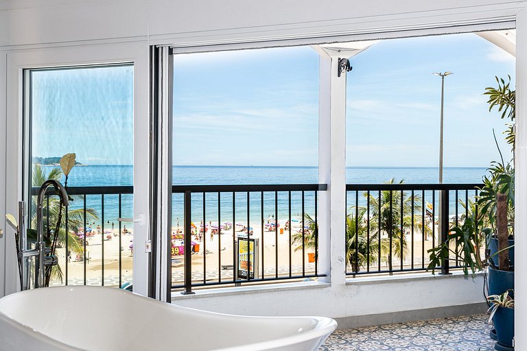 Ipanema Ocean Front Cozy and Unique