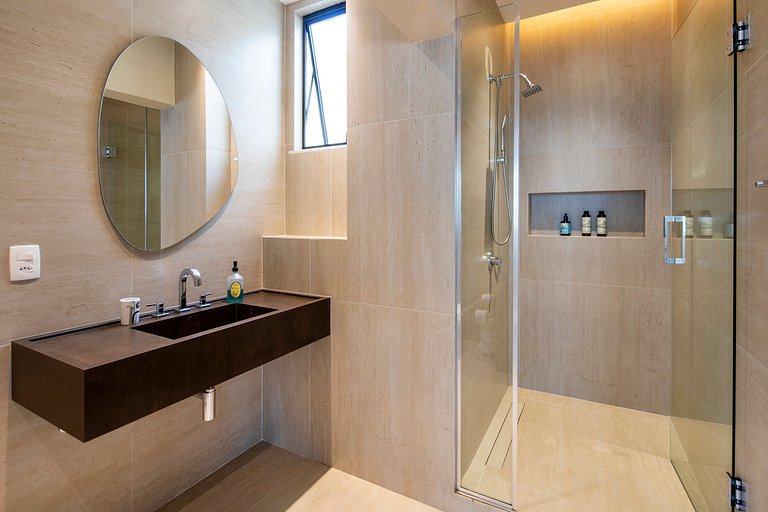 Sophisticated Duplex Penthouse – Rita Ludolf 90, Leblon